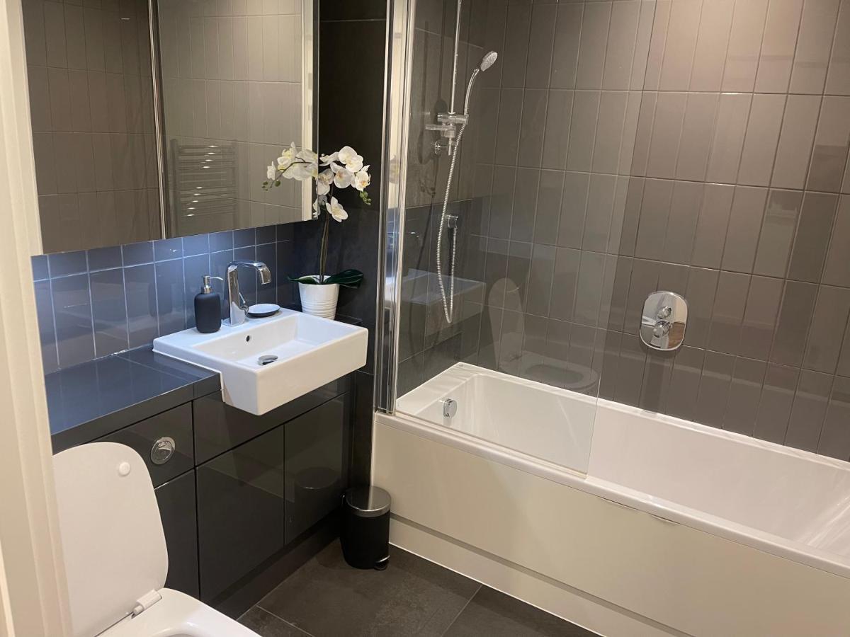 Immaculate 2Bed Apartment In London- City Views Exterior foto